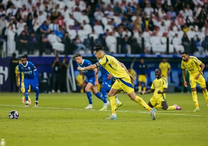 Cristiano Ronaldo brille encore : doublé décisif  face à Al-Hilal et un pas de plus vers la légende