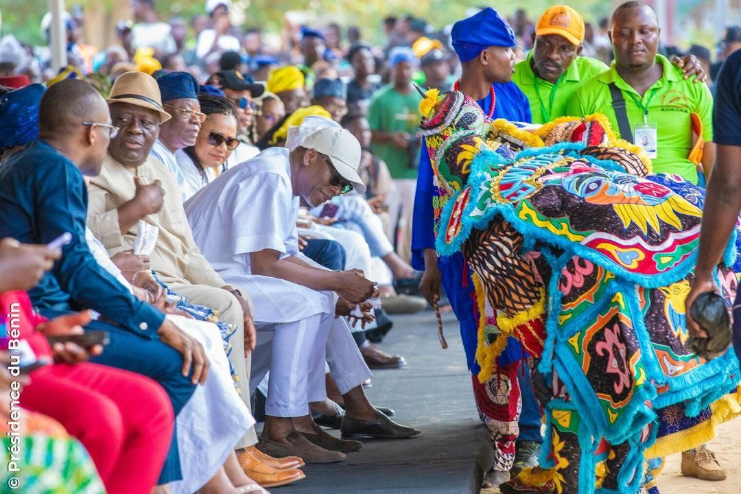 Porto-Novo masqué et festif