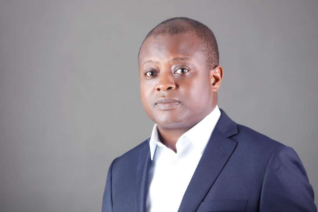 Quand l'he GOMINA encense le bâtisseur financier