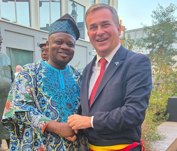 L'he Borgia Santos N'Bouké relance Dogbo-Roeselare