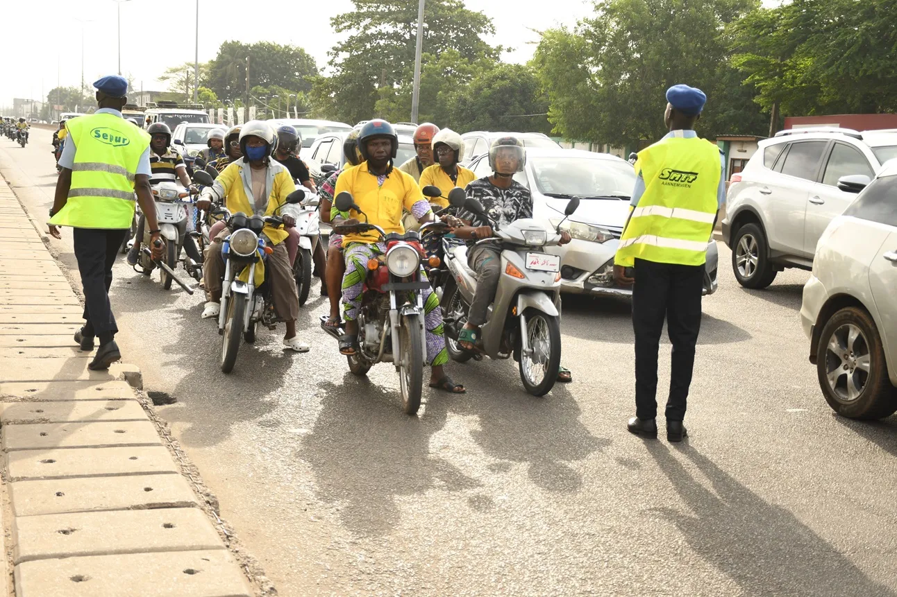 Motocyclistes sans phares : le danger nocturne