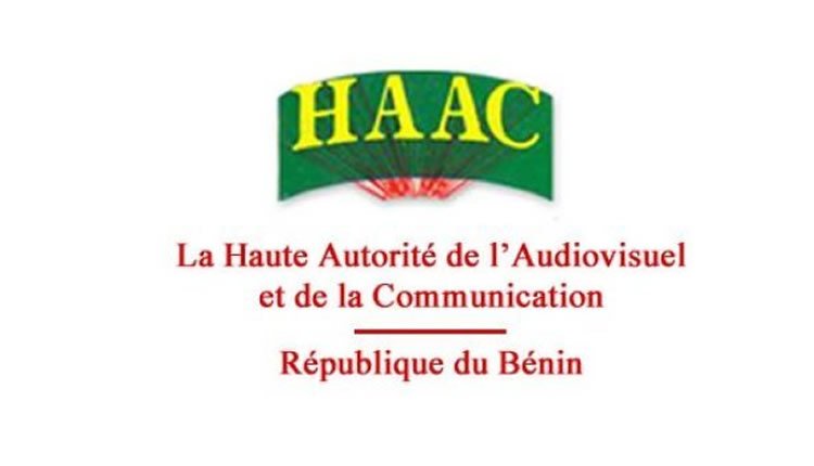 L’Emblème du jour et les journaux reconnus par la HAAC