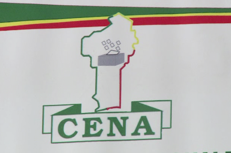 Cinq partis franchissent l’étape de la recevabilité