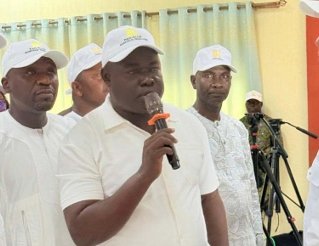 Cap sur les collèges et universités pour le Fan-Club WADAGNI