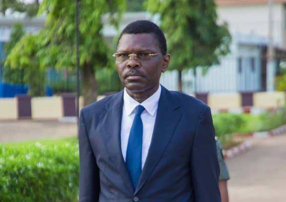 Basile Ahossi : « Djogbénou impose déjà la rigueur au Parlement »