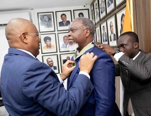 Édouard Loko honoré à Abidjan
