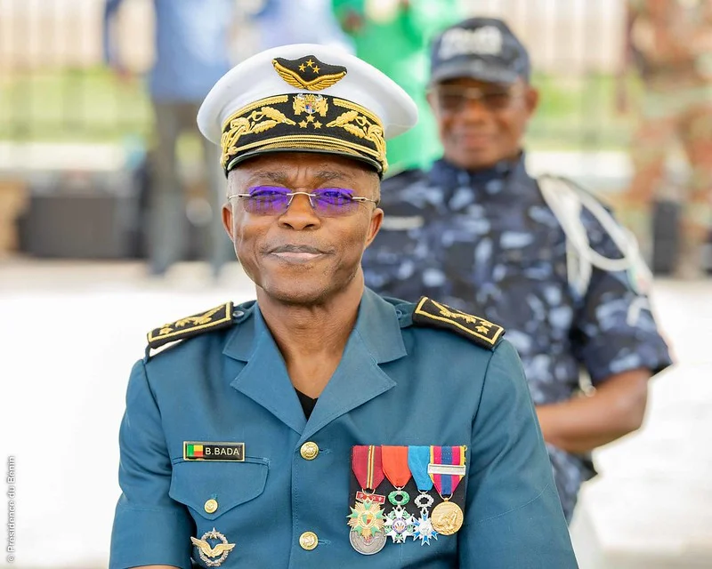 Le Général Bertin BADA fait ses adieux aux armes