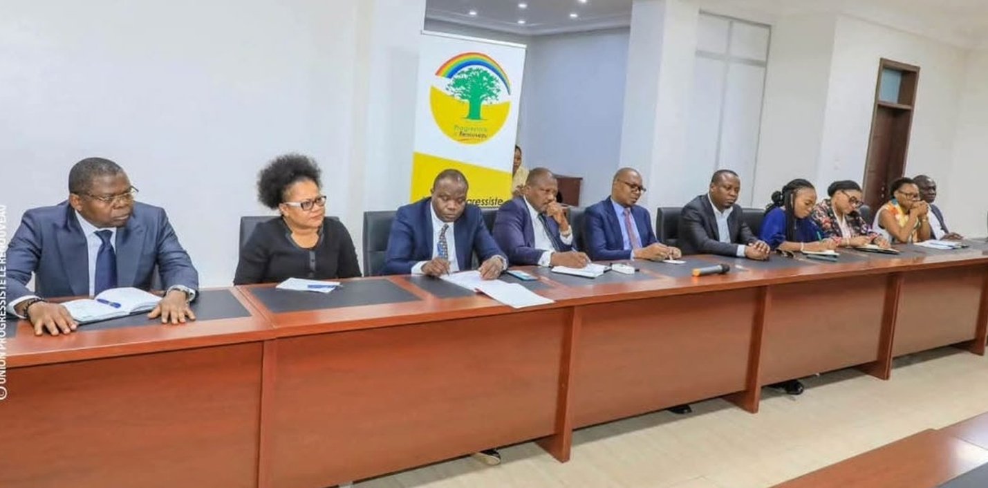 Djogbénou renforce la cohésion de l’UP Le Renouveau avec les ministres du parti
