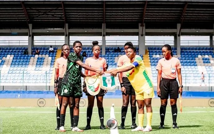 Les Amazones s’inclinent face au Nigéria (3-2) mais gardent espoir