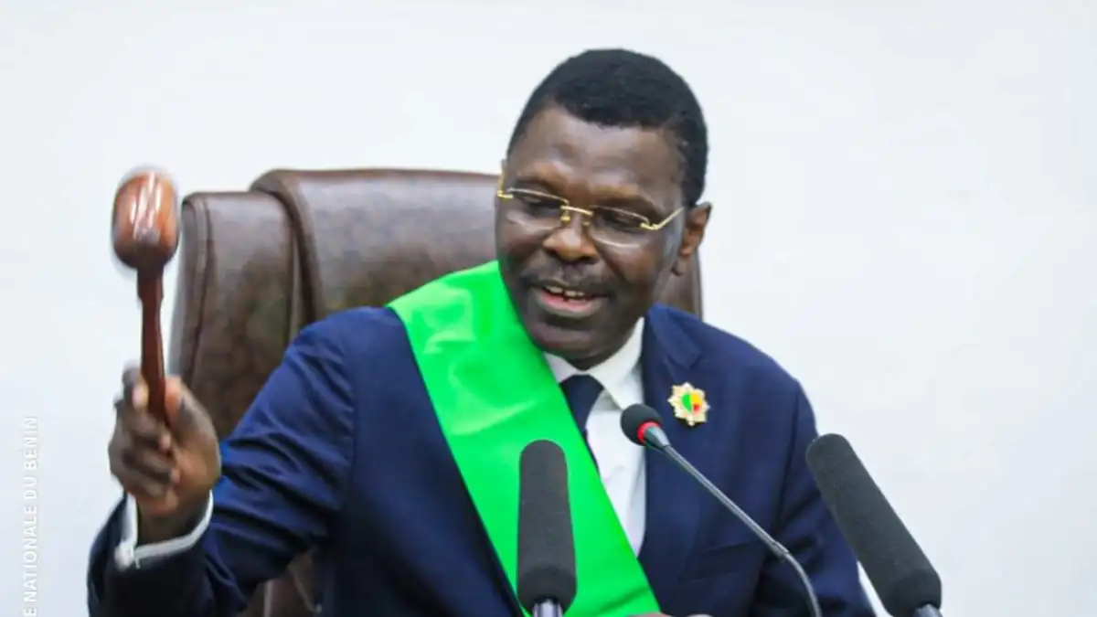 Le Sénat prend officiellement rendez-vous