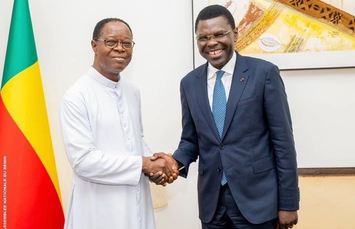 Joseph Djogbénou reçoit le soutien de l’Église pour une législature placée sous le signe de la paix