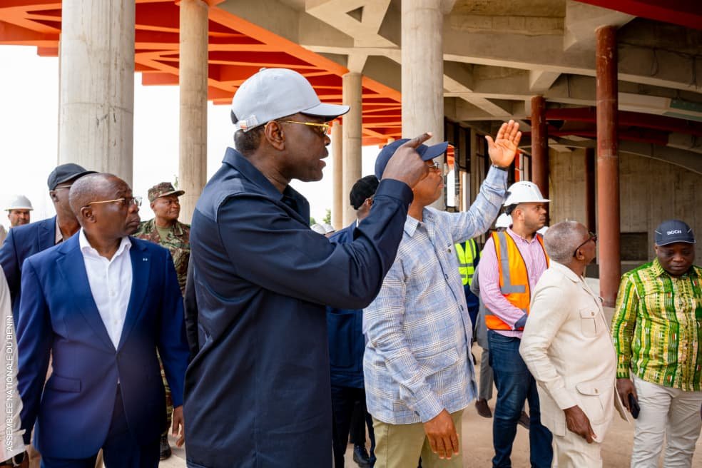 Djogbénou salue la qualité des travaux