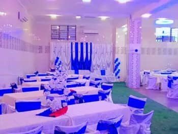 Galerie Salles de fêtes et de conférences modernes à Porto-Novo