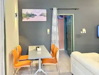Galerie LES RÉSIDENCES FENOU : Appartements et Chambres meublés à Porto-Novo